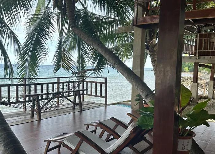 Villa Naatang Bohol Beach House 1